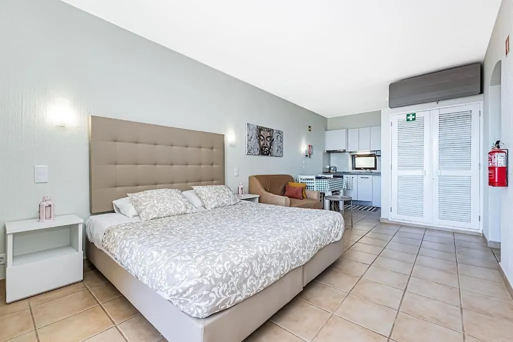 Studio Avec Vue Mer Et Piscine Algarve Portugal Albufeira Portugal